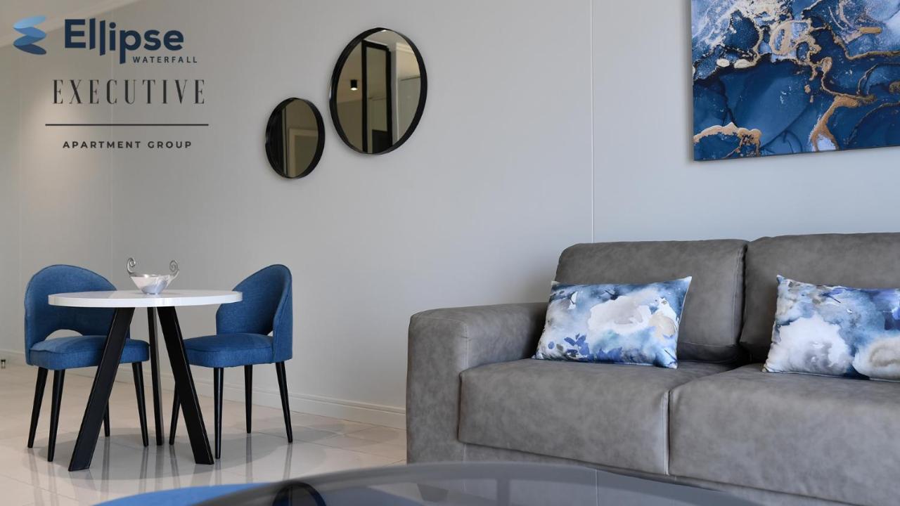 Ellipse Waterfall Executive