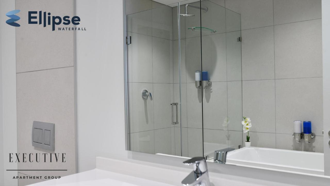 Ellipse Waterfall Executive