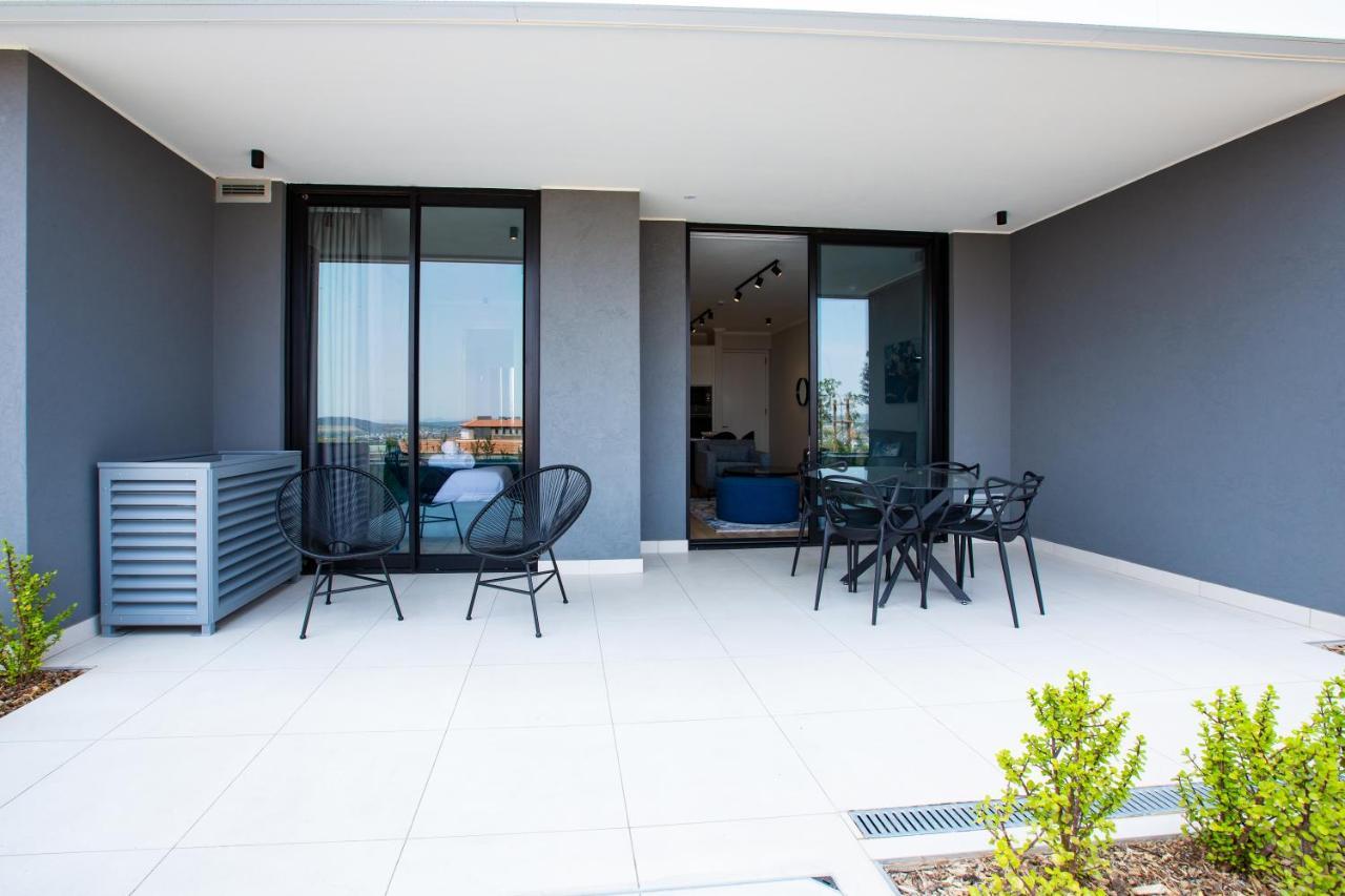 Ellipse Waterfall Executive