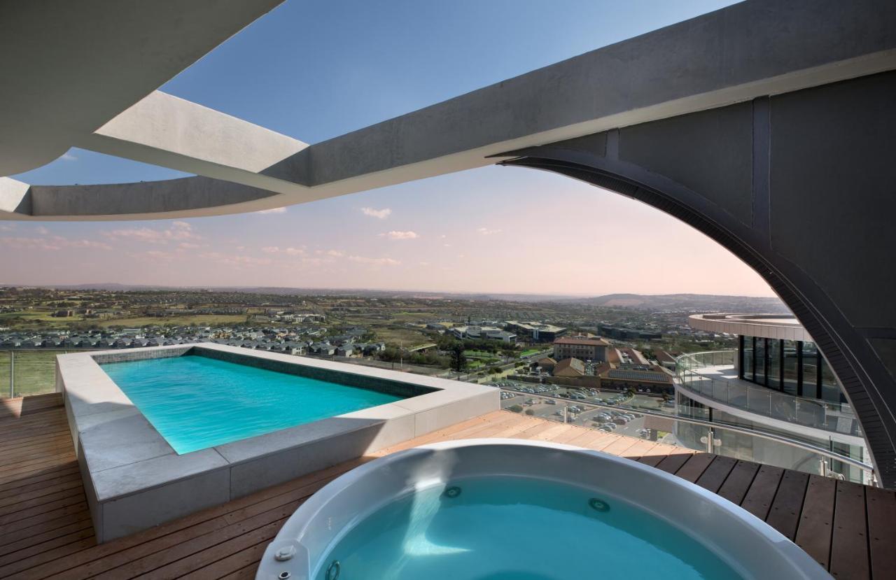 Ellipse Waterfall Executive * Midrand