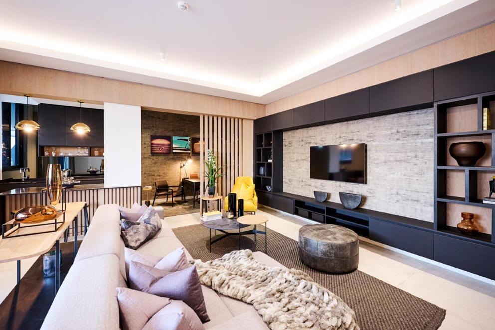 Ellipse Waterfall Executive Apartment
