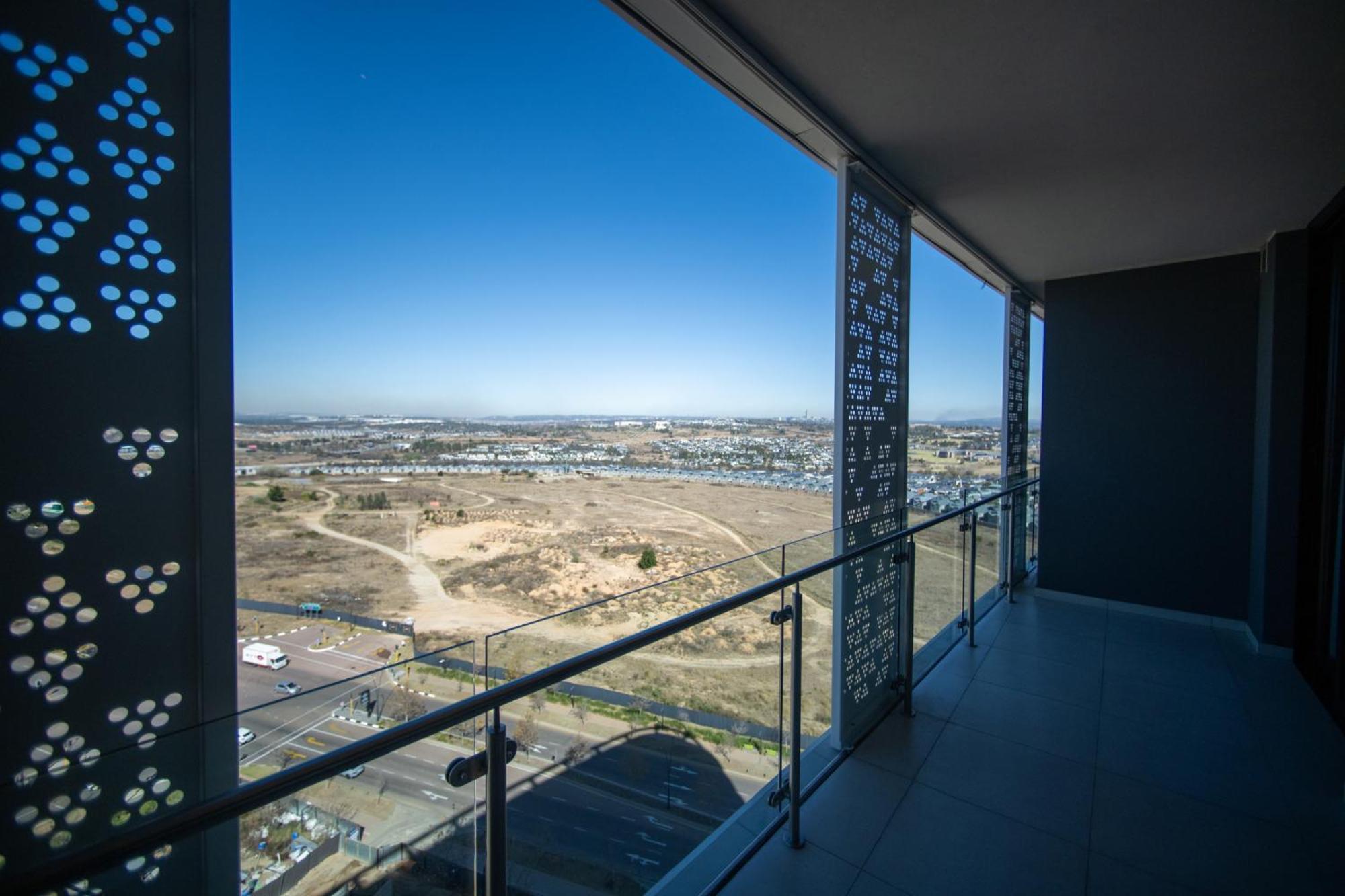 Apartment Ellipse Waterfall Executive